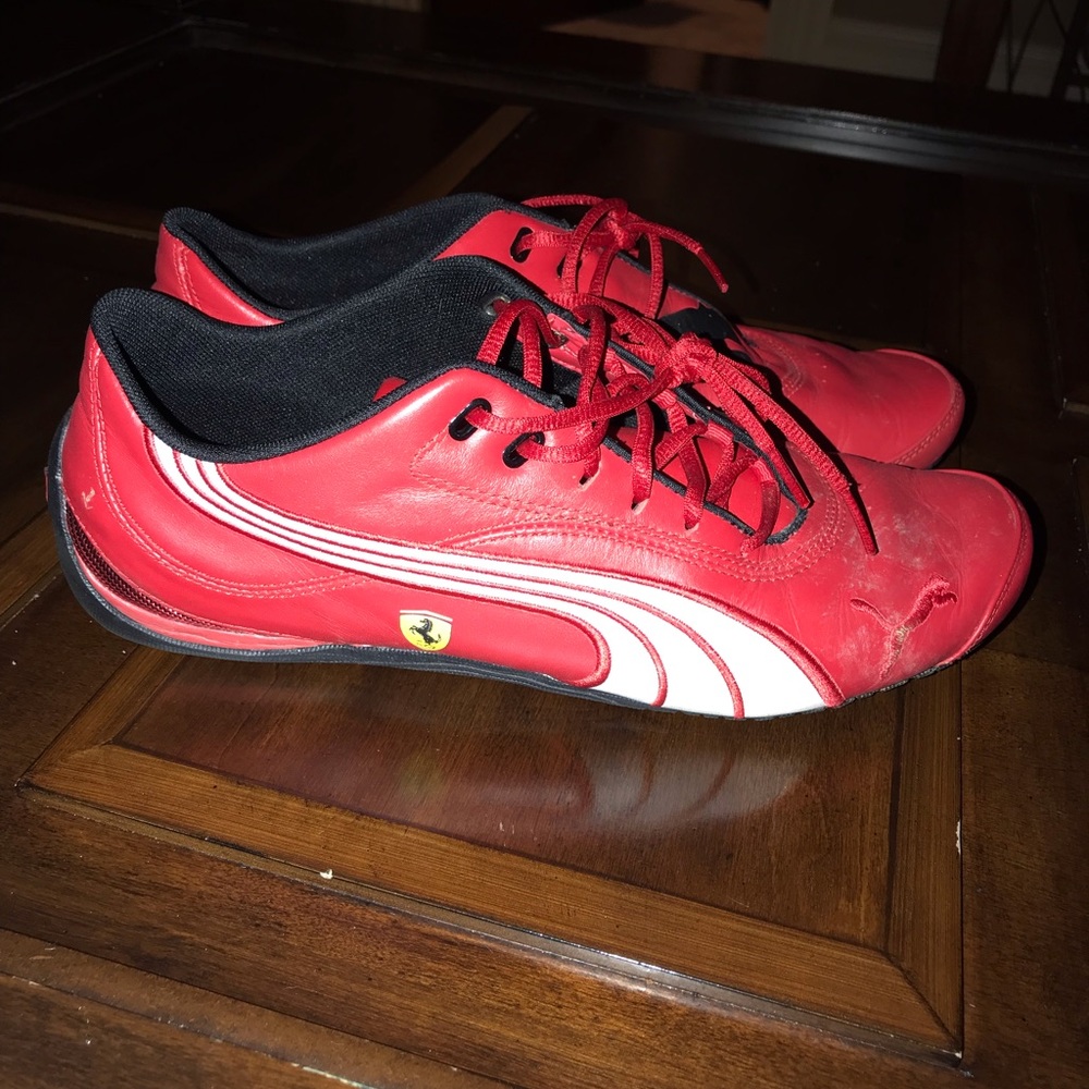 Beautiful red Ferrari puma sneakers!